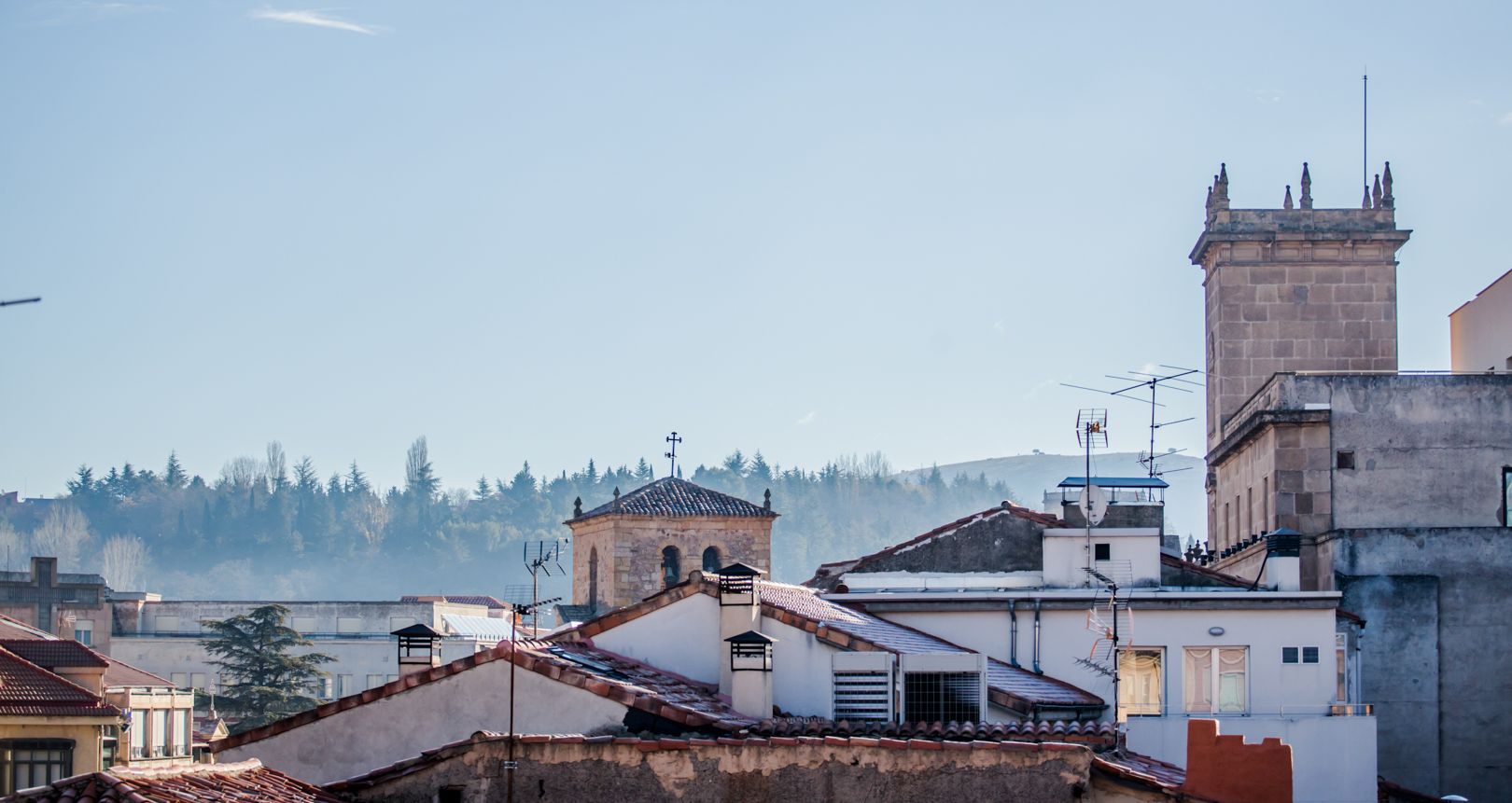 Hostal Alvi - Hostal en Soria & Apartamento Condes de Gómara
